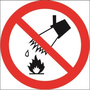 Р04t Запрещается тушить водой табличка ПВХ-2мм